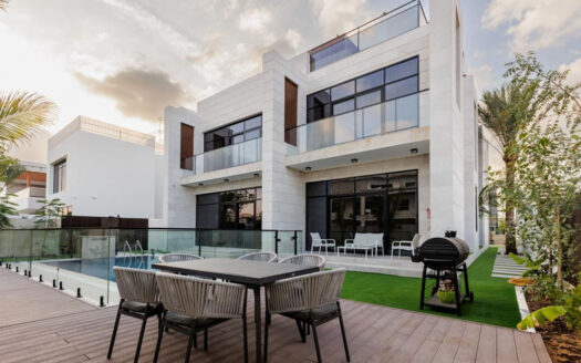 Exclusive | 6 Bedroom | Jumeirah Park